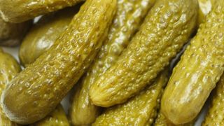 Castraveți &icirc;n oțet rețeta bunicii