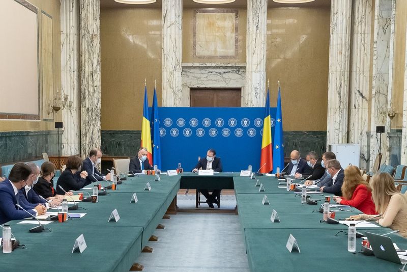 Florin Cîţu anunță că a trimis demisiile miniştrilor USR PLUS şi propunerile de interimari la Palatul Cotroceni