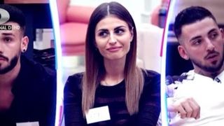 Primul sărut &icirc;n casa Puterea Dragostei &icirc;n noul sezon! Cine sunt cei doi &icirc;ndrăgostiți?