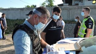 Bărbuleşti, comuna cu cei mai puţini români vaccinaţi: ”Dacă îmi pune un pistol la cap să mă vaccinez, prefer pistolul!"