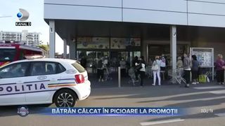 Batran calcat in picioare la promotii
