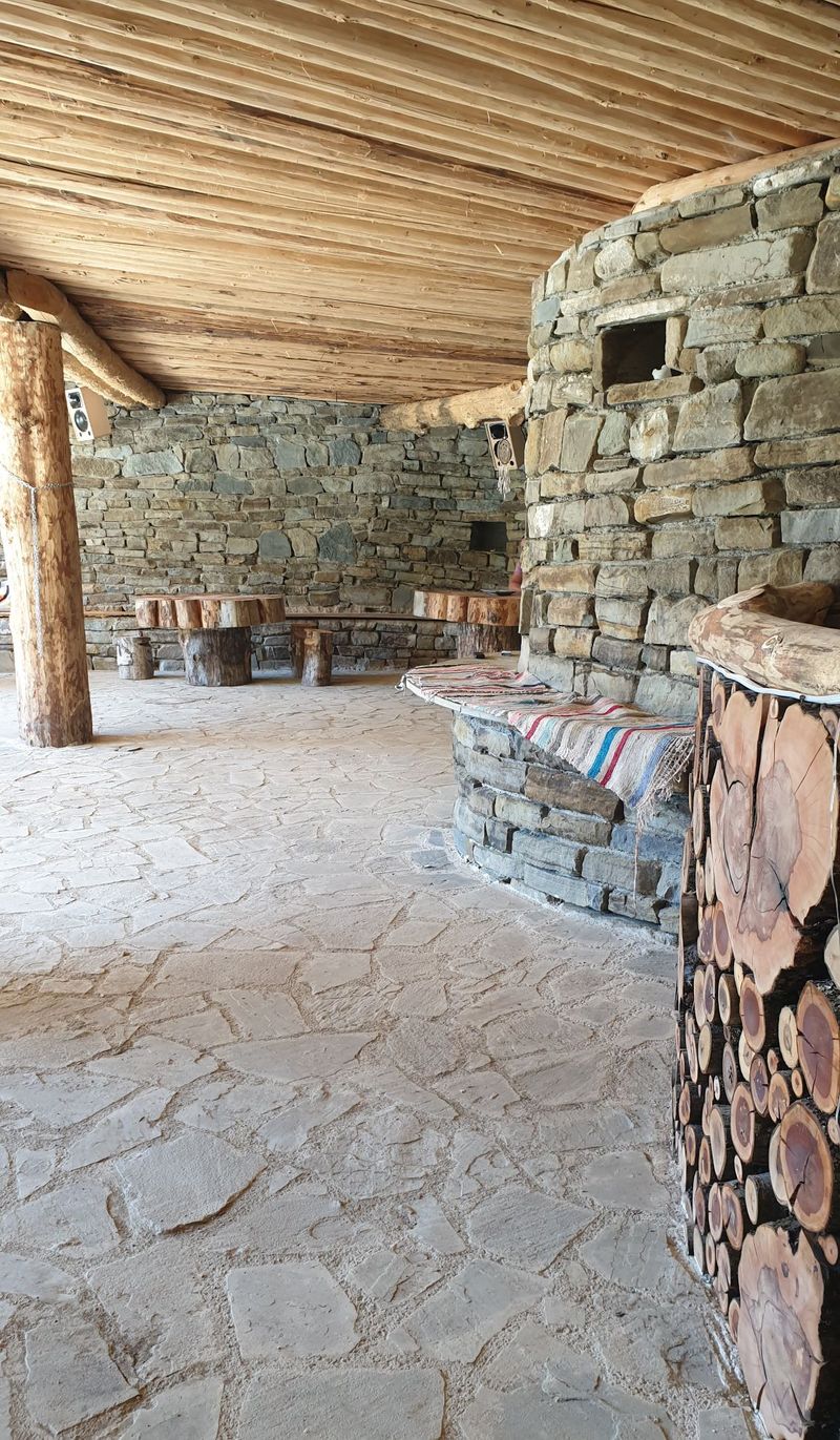 Sâmbăta aceasta, de la ora 15:00, în ”ROventura”, Plaiuri buzoiene, <Athosul> românesc