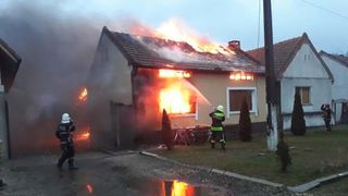 O locuință din localitatea Prundu, județul Giurgiu, a ars și alte cinci gospodării au fost afectate