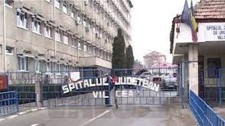 Mamă de 16 ani a fugit cu copilul infectat cu Covid-19 din spital