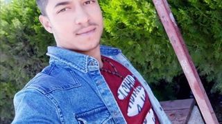 Alexandru, tânărul care a agonizat ore bune lângă prietenul său mort, este în stare gravă la spital: Acesta are mare nevoie de ajutor