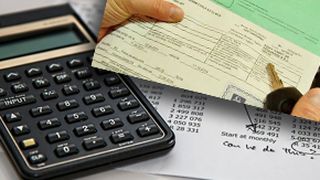 Prețurile asigurărilor obligatorii de tip RCA au explodat. Cât ne costă acum asigurarea RCA pe o perioadă de 6 luni?