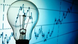 Ministerul Energiei ia în calcul plafonarea temporară a prețurilor la energia electrică