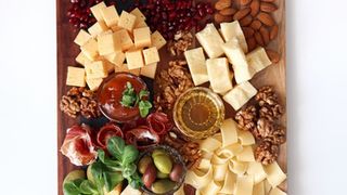 Lipsă de calciu? Iată ce alimente trebuie să consumi pentru a evita această problemă