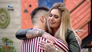 O fostă concurentă de la "Puterea Dragostei" este devastată. A pierdut sarcina