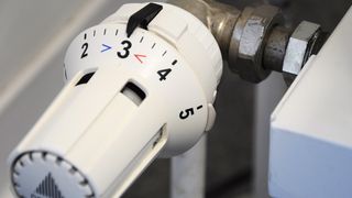 Când se dă drumul la căldură în 2021?