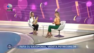Fata cu saxofonul, o familistă convinsă