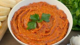 Reţetă de zacuscă de vinete cu roşii