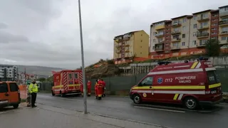 O femeie din Cluj s-a sinucis, aruncându-se de pe bloc. Era în depresie după moartea mamei de COVID
