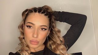 Cine este, de fapt, Adelina de la „Puterea Dragostei”?! Imagini inedite cu ea