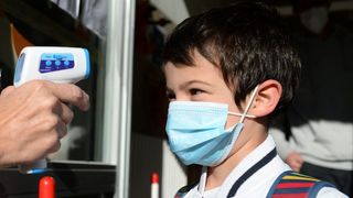 România ar putea ajunge în scenariul Lombardiei dacă școlile devin focare de infecție. Avertisment crunt