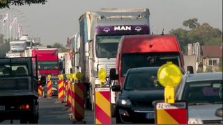 VIDEO | Pasajul Mogoșoaia s-a blocat imediat după ce a fost inaugurat. Reacția șoferilor