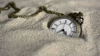 Ora de iarnă 2021: Pe ce dată trece România la ora standard a Europei de Est?