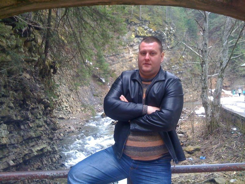 Doi luptători MMA au fost reținuți pentru trafic de droguri