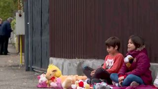 Duminica aceasta, de la ora 14:30, la ”Asta-i România!”,  Jucării pentru …datorii