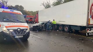 Accident rutier în Argeș. Remorca unui TIR a intrat pe contrasens