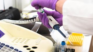 VIDEO| Criză sanitară fără precedent în România