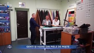 Genți și haine din piele de pește