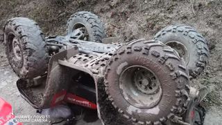 Un bărbat a decedat după ce s-a răsturnat cu ATV-ul