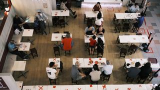 Noi restricții pentru bucureșteni! Restaurantele și hotelurile s-ar putea închide în Capitală