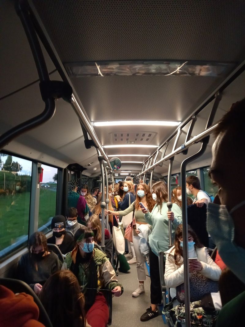 Panică în campusul unei universități din Spania: S-au tras focuri de armă. Autoritățile au reținut un tânăr de 21 de ani