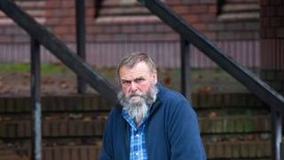 Fermierul care a aruncat cu un c&acirc;rlig după biciclist