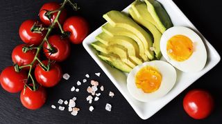 Câte calorii are un avocado? Beneficii şi contraindicaţii