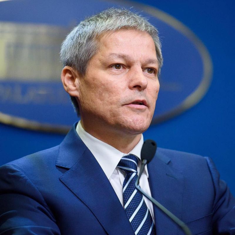 Dacian Cioloş, CV şi declaraţie de avere: Ce studii are premierul propus de Iohannis?