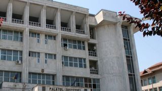 Tragedie în lumea justiției.  O celebră judecătoare a Tribunalului Gorj a încetat din viață după ce s-a îmbolnăvit de COVID-19