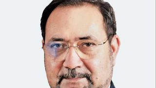 Cine este Nicu Fălcoi, ministrul propus pentru Apărare din noul Guvern Cioloş? 