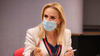 Gabriela Firea, confirmată cu COVID. "Toți din casă suntem vaccinați cu 3 doze"