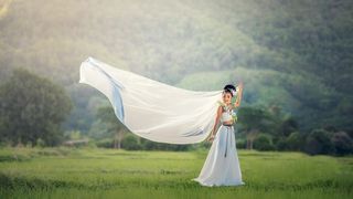 VIDEO | Nuntă fără mire &icirc;n Botoșani! T&acirc;nărul nu era vaccinat și a fost depistat cu noul coronavirus chiar &icirc;n ziua cea mare