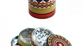 Cum &icirc;ți alegi un grinder de tutun potrivit