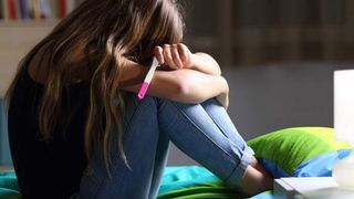 copila-de-11-ani-insarcinata-cu-bunicul-ei