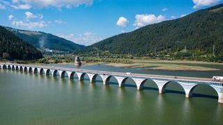 S&acirc;mbăta aceasta, de la ora 15:00, &icirc;n &rdquo;ROventura&rdquo;, Călătorie de poveste de la Portul Bicaz spre m&acirc;ndra Bucovină