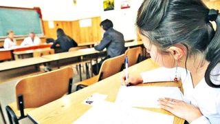 Anunțul venit din partea Ministerului Educației: „Nu avem încotro!”. Elevii nu vor da teze nici anul acesta?!