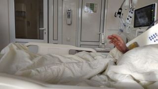 Spitalul de Boli Infecţioase Iaşi a primit noi butelii cu oxigen pentru tratarea pacienţilor COVID