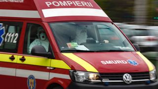 Au fost găsite intoxicate în baie , din cauza unui boiler pe lemne, într-o localitate din Argeș