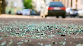 Un băiat în vârstă de 15 ani a furat o mașină și a făcut prăpăd pe străzile din Marea Britanie.  A ucis cinci persoane, dintre care trei copii: ,, A scăpat fără grijă"