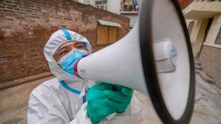 Pandemia s-ar putea încheia în 2022. "SARS-CoV-2 va rămâne un virus imprevizibil"