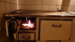 Caz șocant: Doi oameni au murit după ce s-au intoxicat cu monoxid de carbon