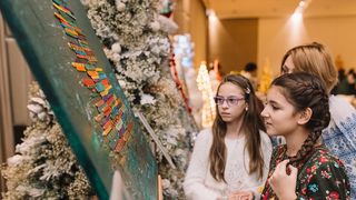 Festivalul brazilor de Crăciun, 9 decembrie 2021, sprijină copiii vulnerabili