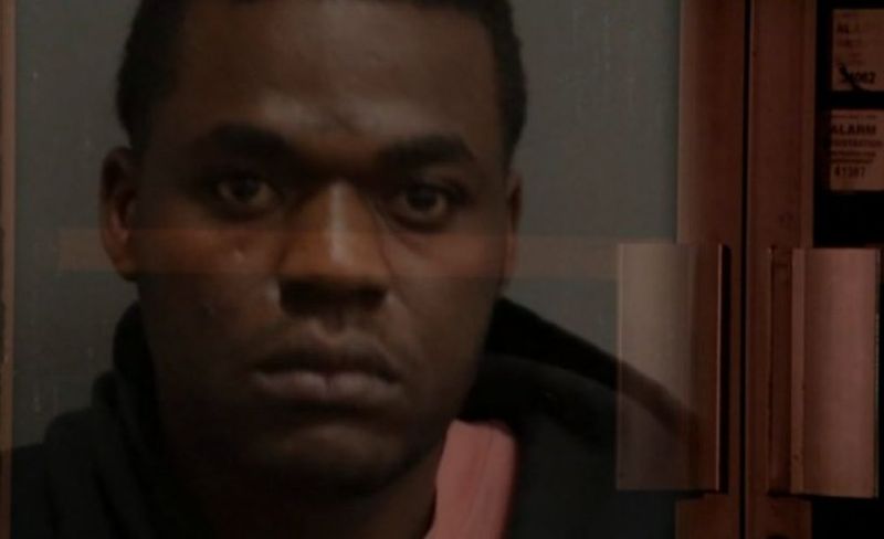 Povestea preotului care a devenit erou după ce un individ înarmat a scos pistolul în biserică. Acesta a salvat situația într-un mod neașteptat