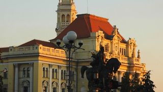 Primăria Oradea,  poleită cu aur