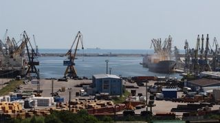 Descoperire terifiantă: trupul unui bărbat a fost găsit în Portul Constanța