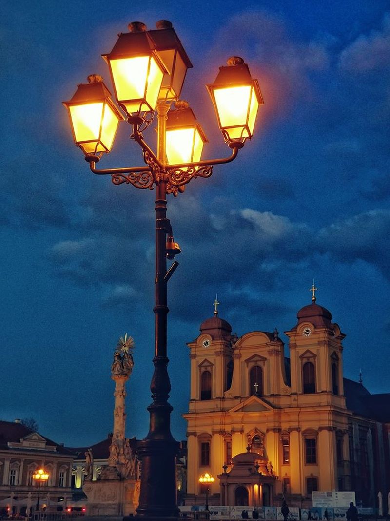 Clădiri istorice reabilitate spectaculos de străini: Centrul Timișoarei își recapătă strălucirea de altădată